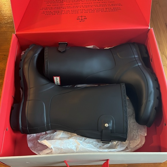 women’s adjustable back hunter boots - Picture 5 of 10